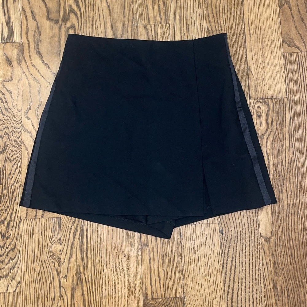 Zara Skort